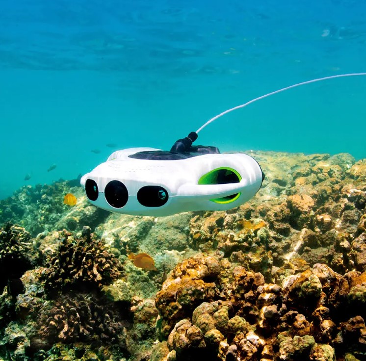 Camoro Mini Professional 4K Un - Underwater Camera recensione e prezzo